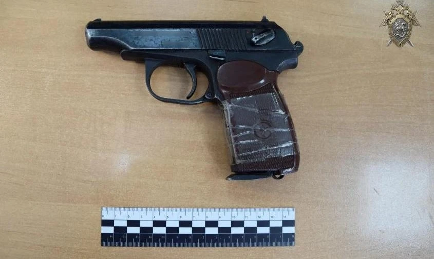 🔫 На стадионе в Тамбовке 16-летний подросток выстрелил из пневматического пистолета в незнакомца

В