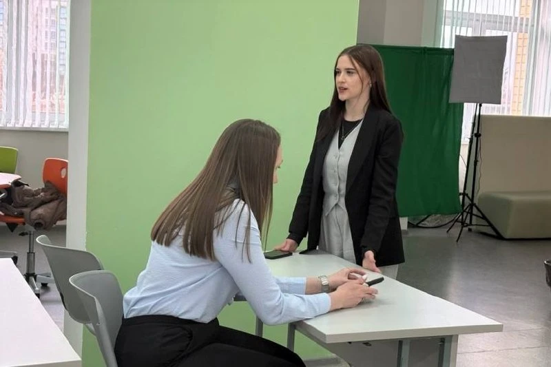 За будущее и образование: Свободный и АГХК привлекают учителей в город  В Свободном будущих педагого