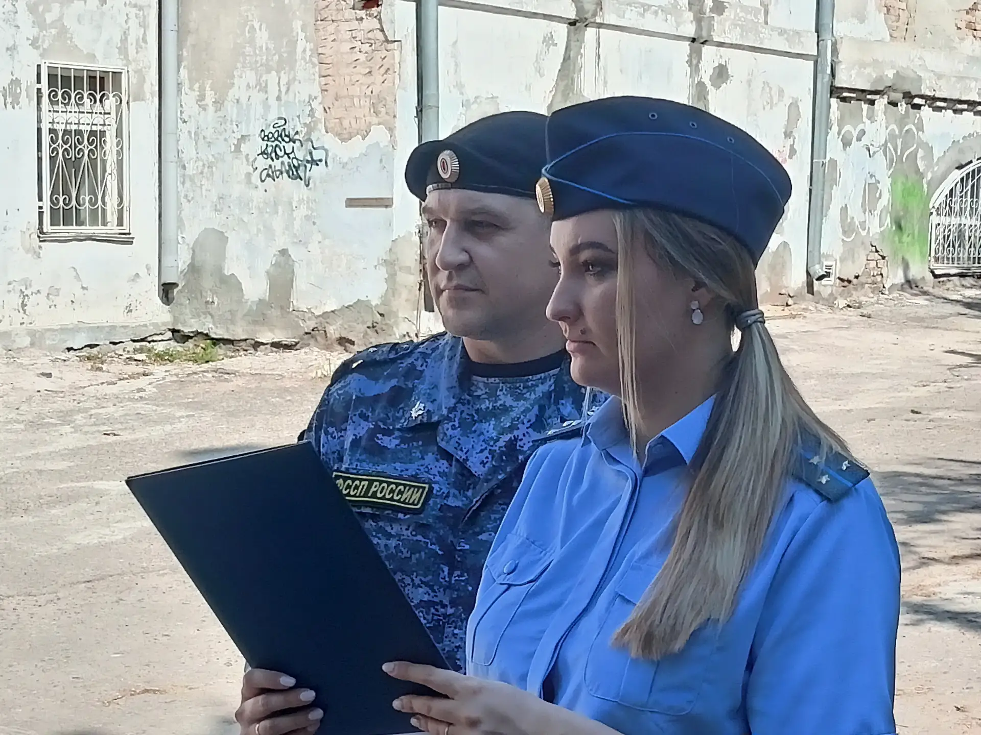 Судебные приставы проконтролировали переселение жительницы Тереньги


👱‍♀️Жительница Тереньгульског