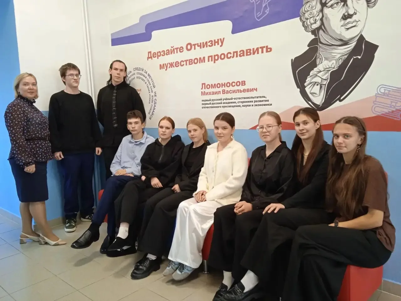 ✨ Встреча поколений: диалог о будущем с выпускницей-медалисткой!