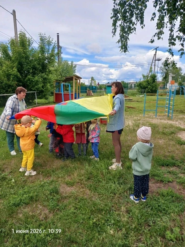 Сегодня воспитатель МБДОУ "Пичаевского детского сада" Березка " Воробьева Л А. провела ...