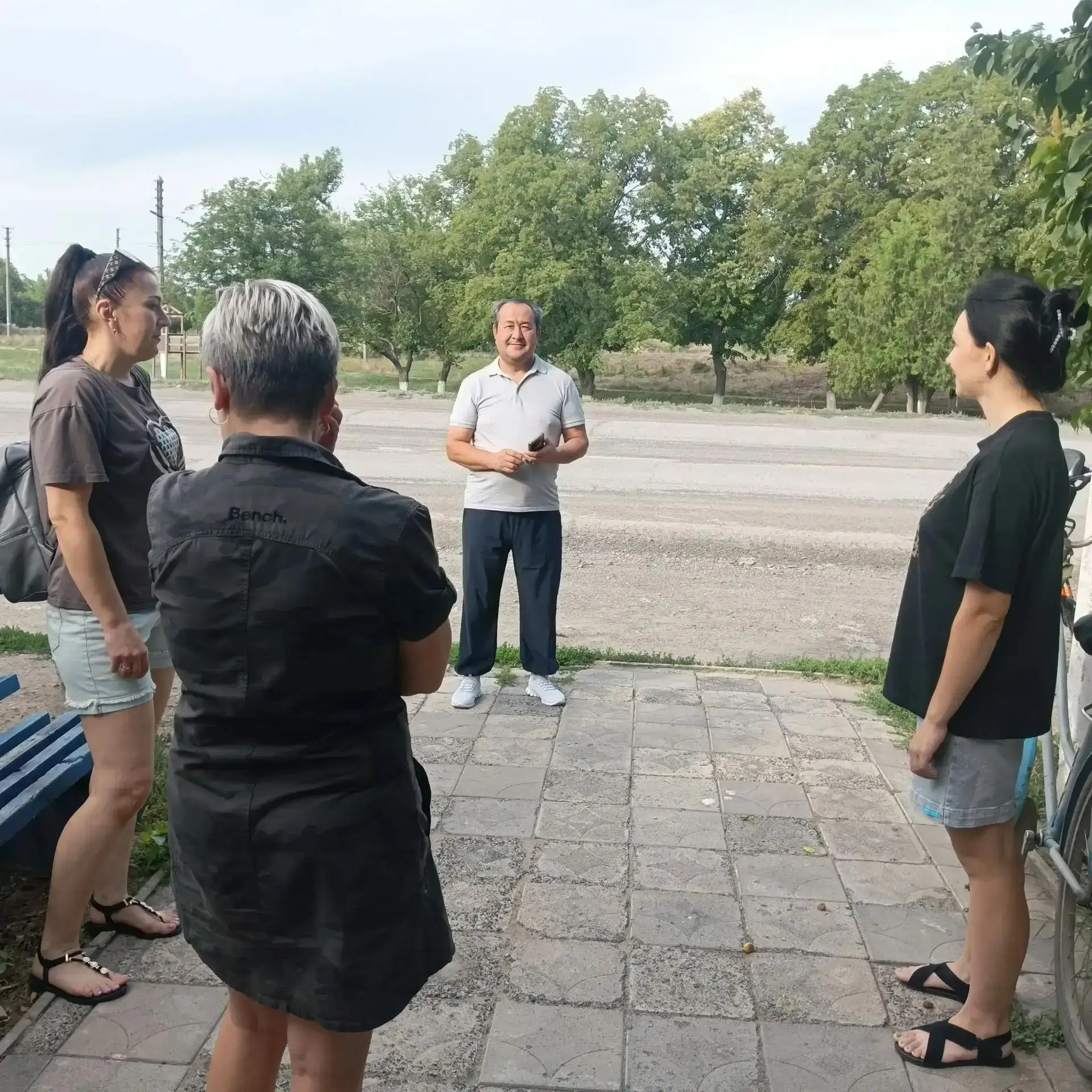 4 августа встречу с жителями пгт.Луганское провел заведующий Луганского территориального сектора упр
