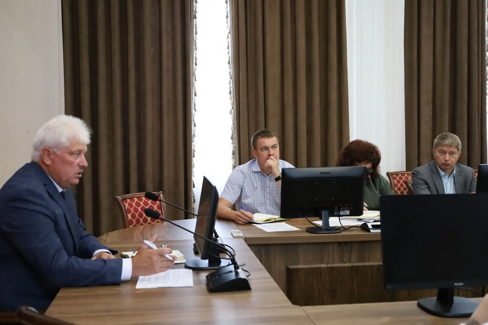 💯 Ремонтные работы в срок!

✅ Сегодня Глава района Владимир Просветов на оперативном совещании с за