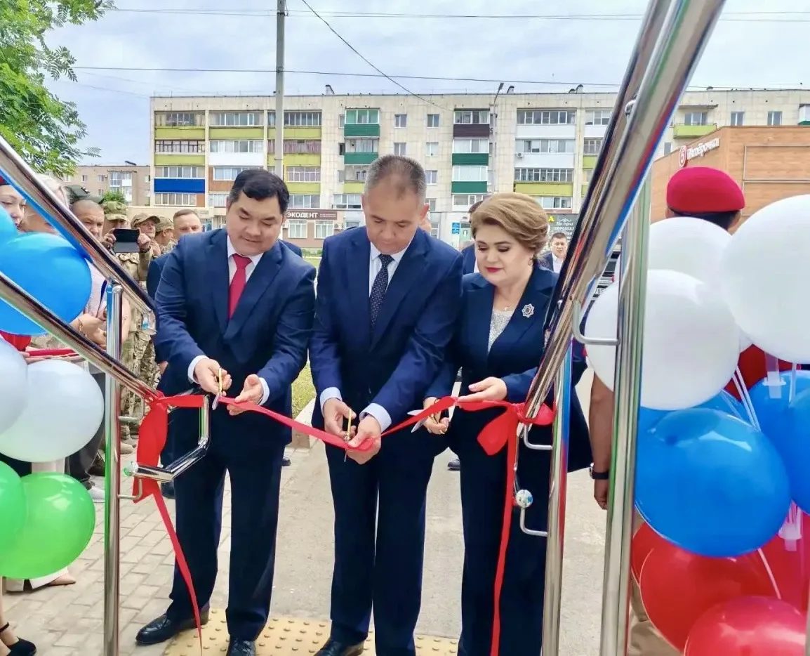 В городе Белебей открылся муниципальный Центр поддержки участников специальной военной операции.
 
Н