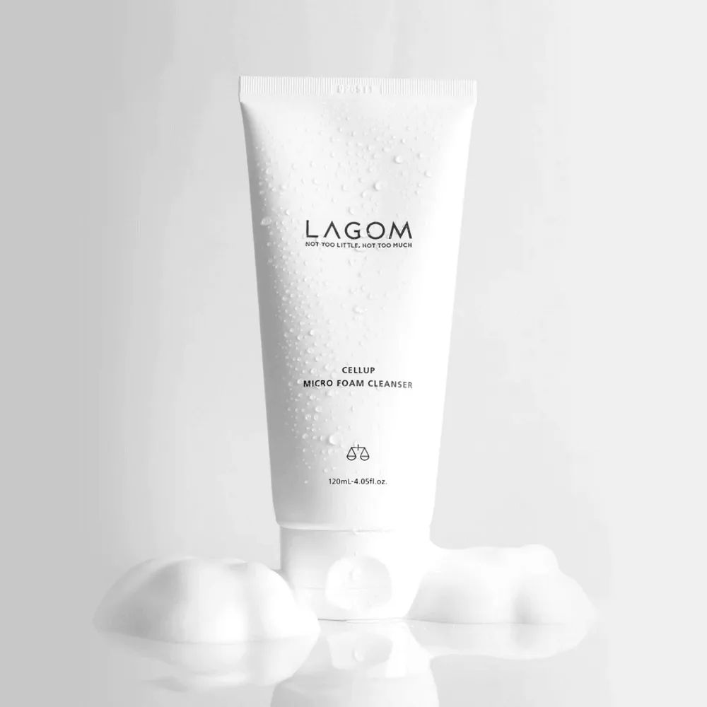 Увлажняющая пенка для умывания Lagom Cellup Micro Foam Cleanser