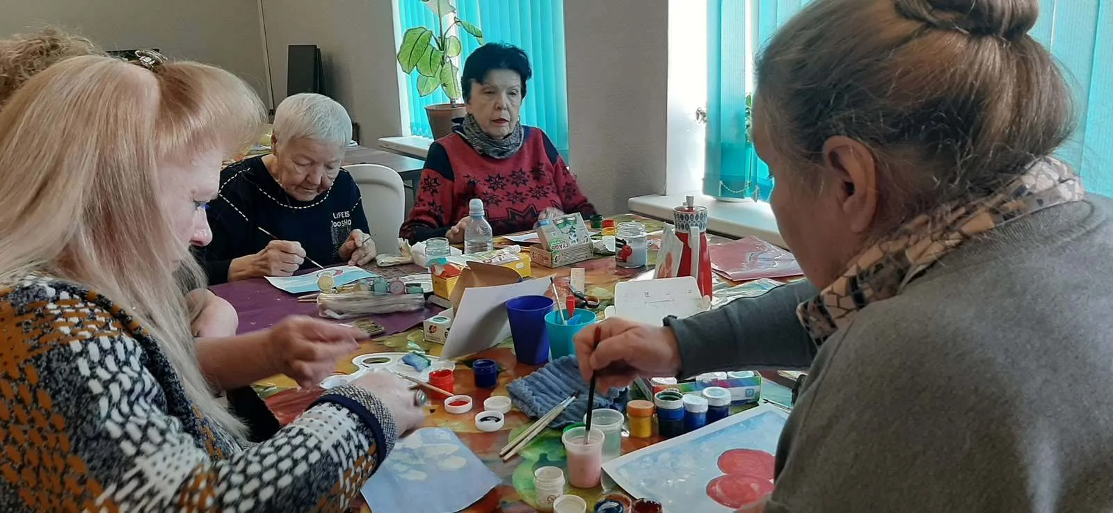 18 декабря 2025 г. на занятии кружка 🎨 по правополушарному рисованию в рамках программ...