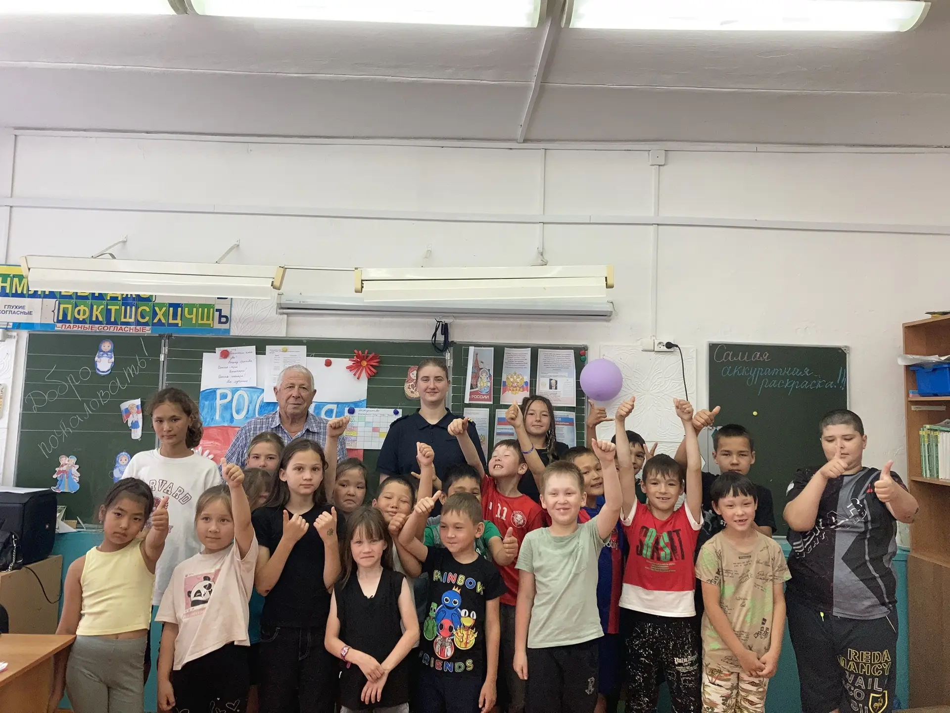 📍На днях наш пришкольный лагерь посетили почётные гости, подарившие ребятам ценные знания и яркие в