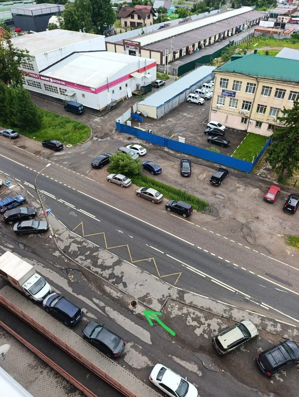 ‼️ ВНИМАНИЕ, Кубинка‼️

Открыт люк. И судя по всему, давно.
Остановка напротив полиции (Наро-Фоминск