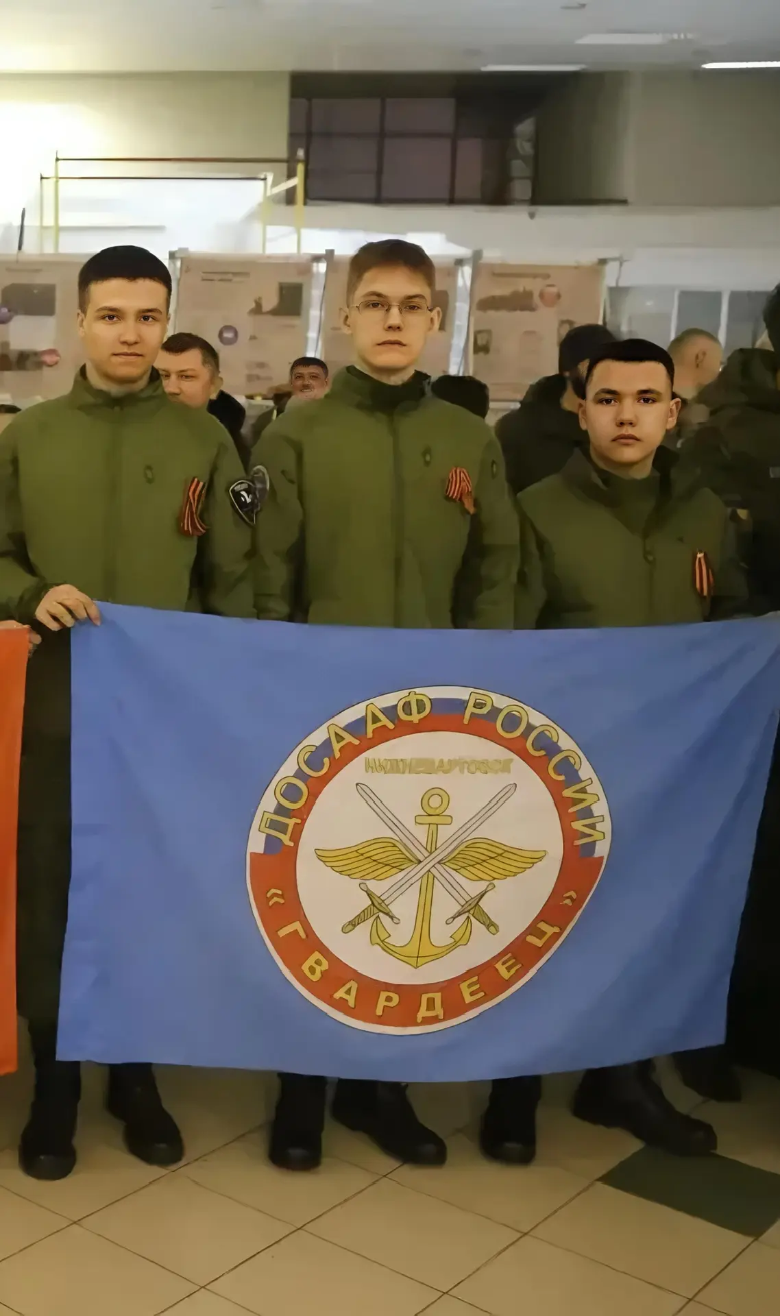 🔥 Юные следопыты Нижневартовска на «Вахте Памяти»!  В центре «Патриот» состоялось торжественное откр