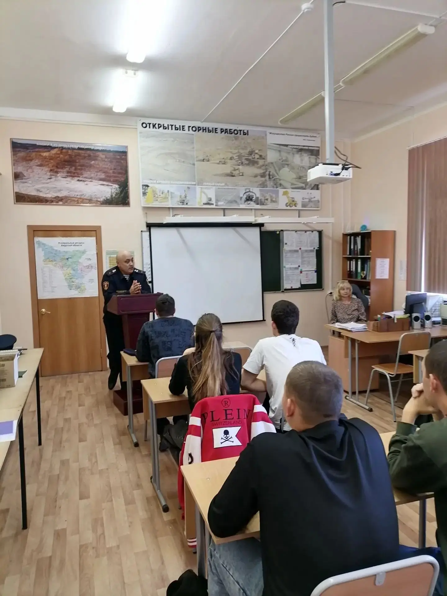 👮‍♂️ СЛУЖБА НАЧИНАЕТСЯ С РАЗГОВОРА 🇷🇺📅 22 сентября 2026 года в Покровском горном ко...