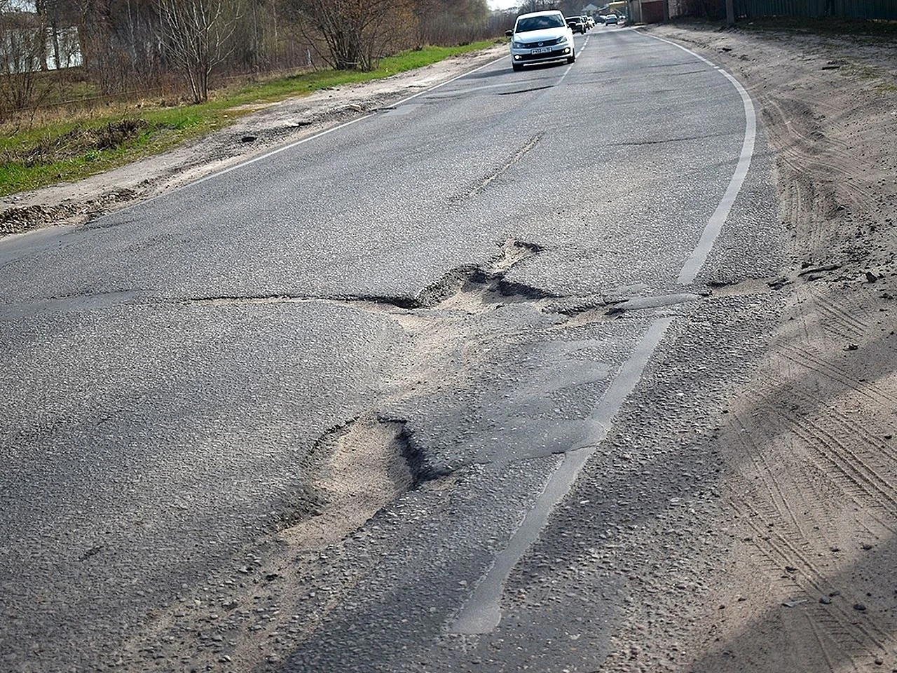 В Коломне открыли новые каналы связи для обращений по вопросам содержания дорог и дворов

Для операт