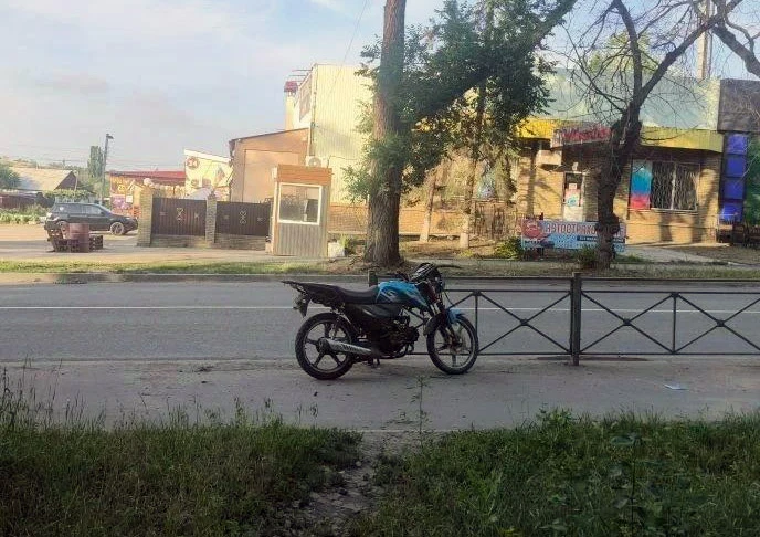 За выходные дни полицейские зарегистрировали ряд ДТП с участием несовершеннолетних

13 июня в Амврос
