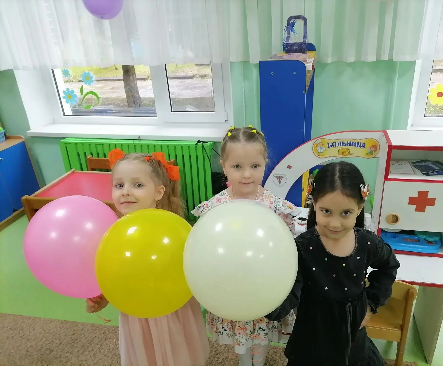 🎉 Группа "Непоседы"(воспитатель Черняк С.А.) отметили День защиты детей ярко и весело! 🎉