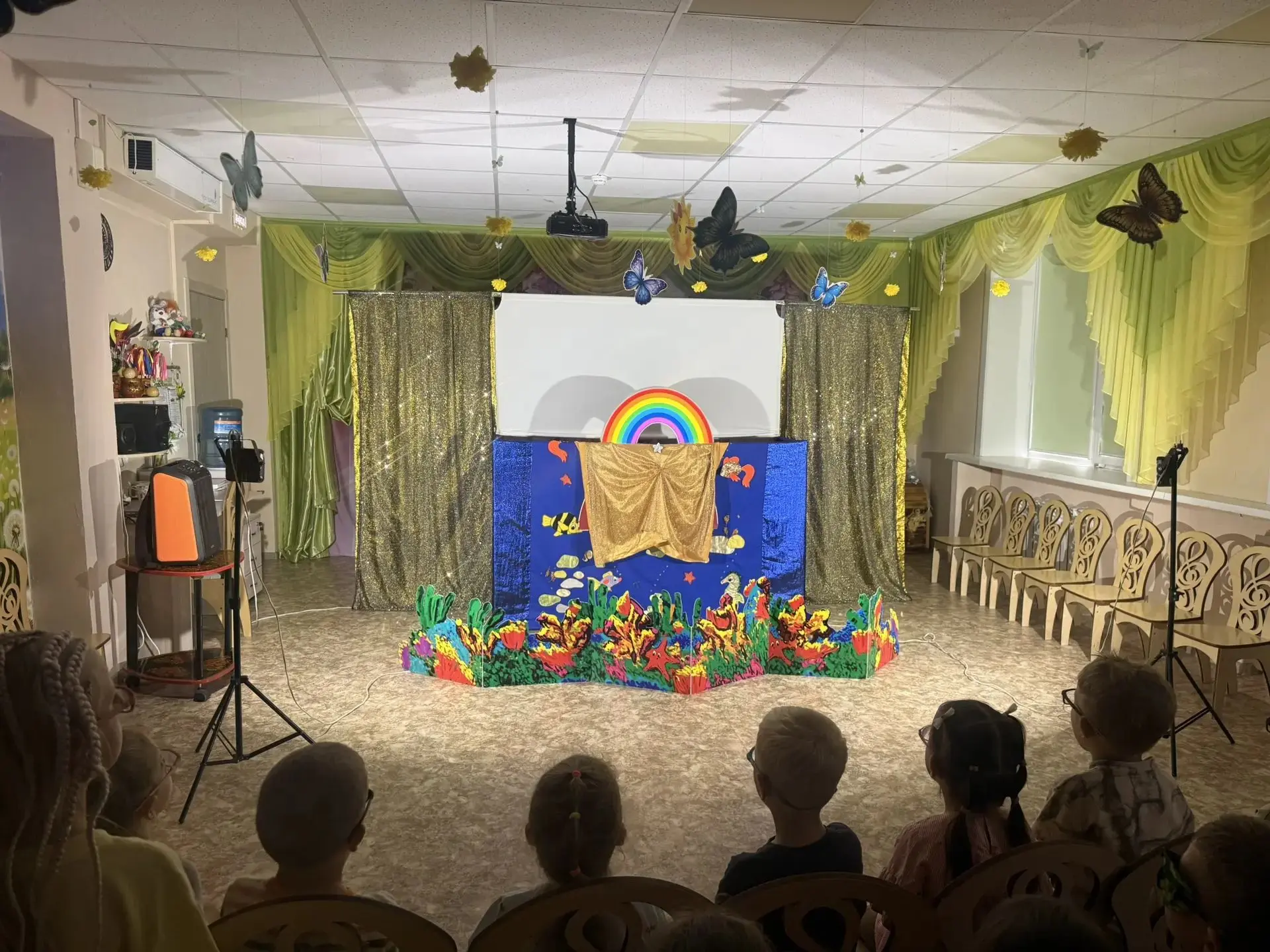 🎭Сегодня в нашем детском саду состоялось увлекательное театральное представление «Приключения Русал