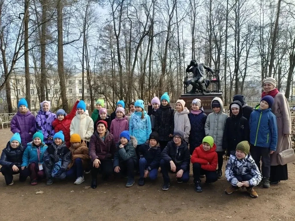 12 марта гимназисты 3 «А» класса с родителями и классным руководителем, Смирновой Натальей Анатольев