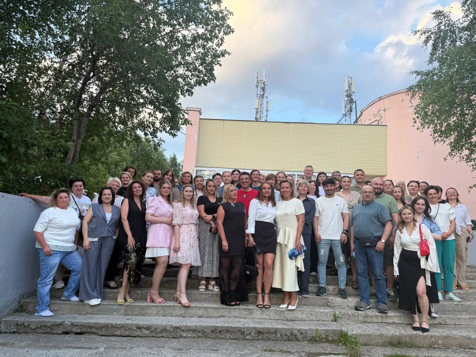В жизни медиков — не только дежурства и пациенты ❤

Команда медико‑санитарной части №118 доказала эт