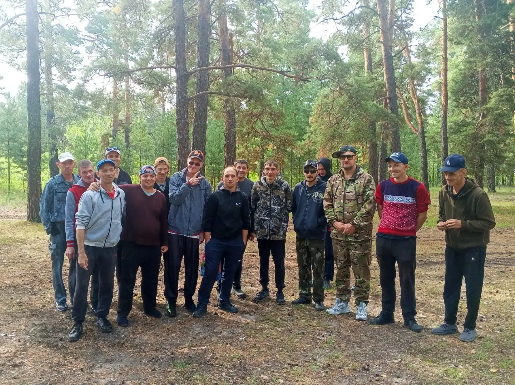 🌳🌲Наши проживающие отправились на прогулку в лес. Дышали чистым, свежим воздухом, слу...