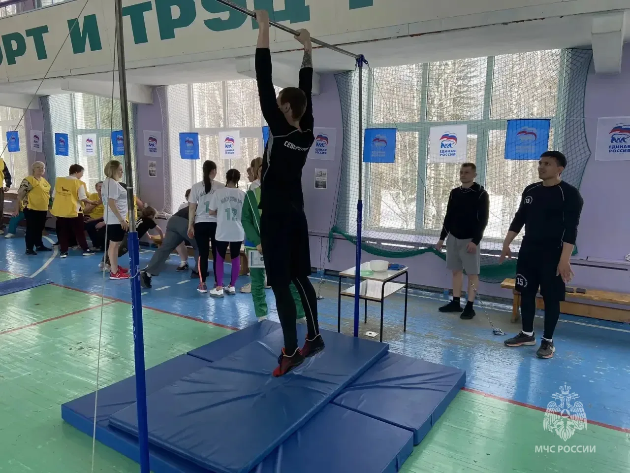 🏆Североуральские огнеборцы сильнейшие среди трудовых коллективов  Сотрудники 15-го пожарно-спасатель