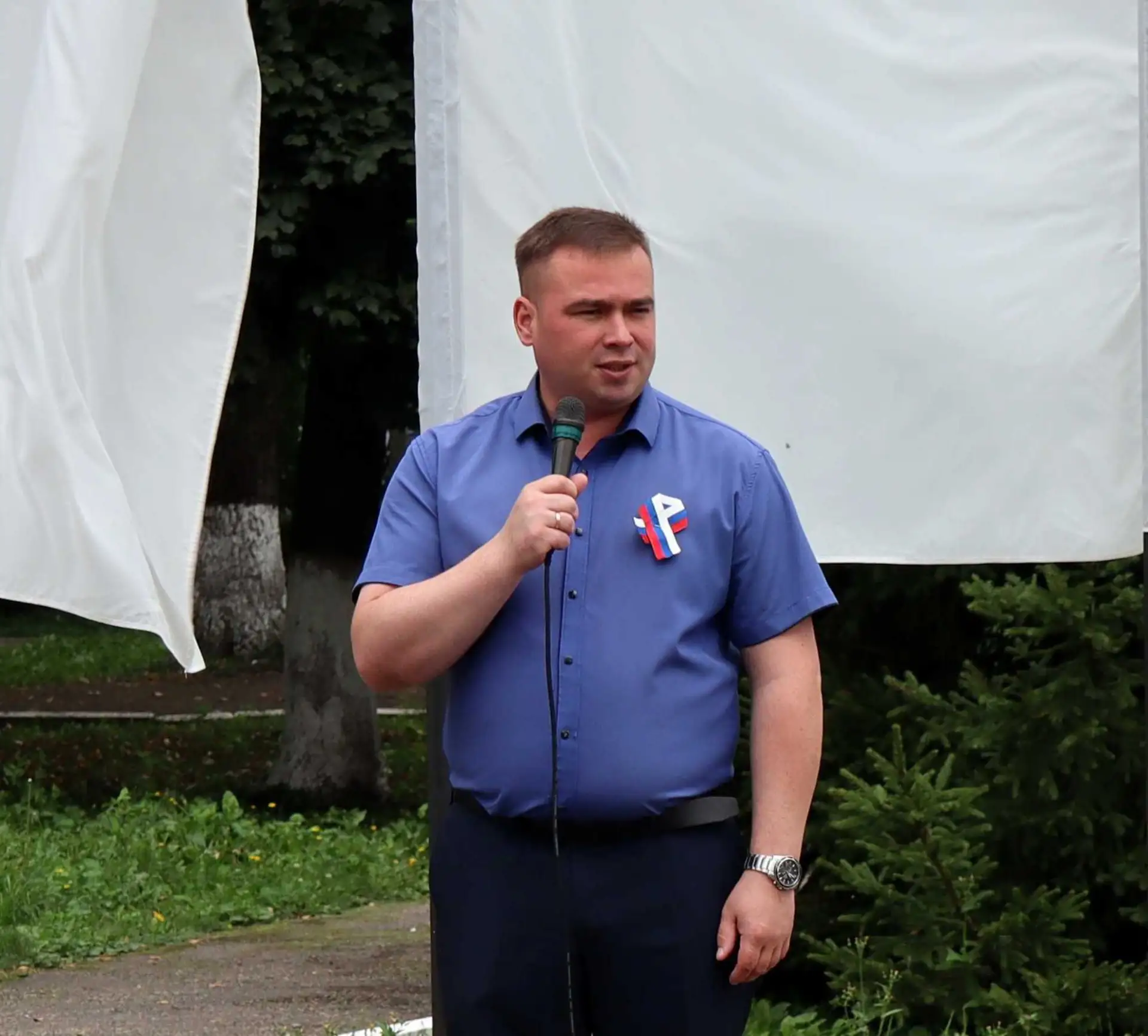 В поселке Теплое состоялись мероприятия, посвященные Дню Государственного флага Российс...