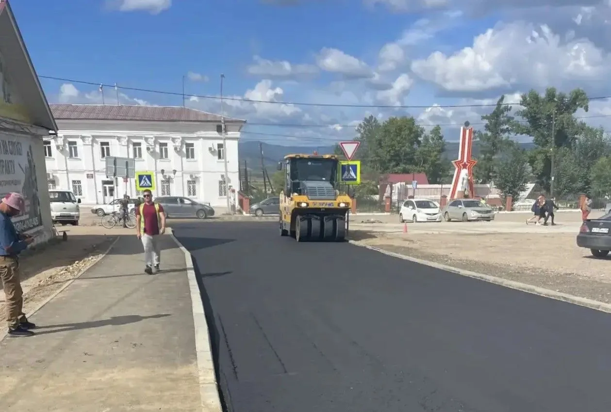 В Иволгинске завершают ремонт улицы Советской