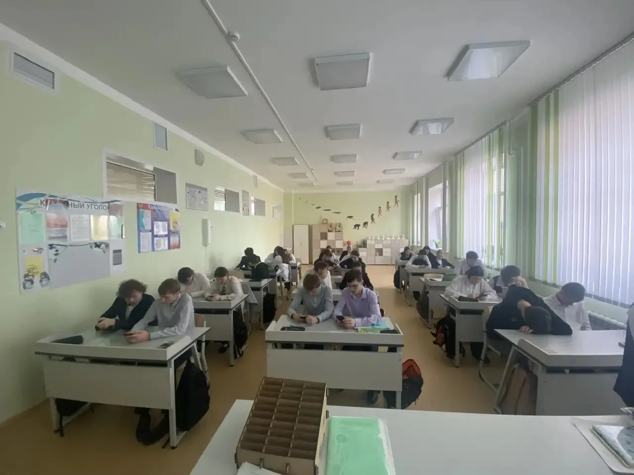 Сегодня в нашей школе ученики с 6 по 11 класс в рамках акции "Диктант здоровья-2026","Здоровая улыбк