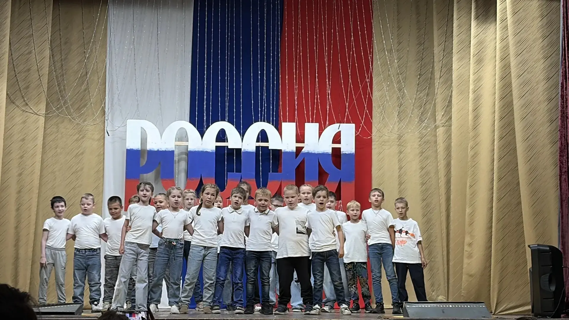Дружное выступление «Орлят России»! 🎤🎶

В Городе Мастеров отгремел грандиозный муниципальный конку