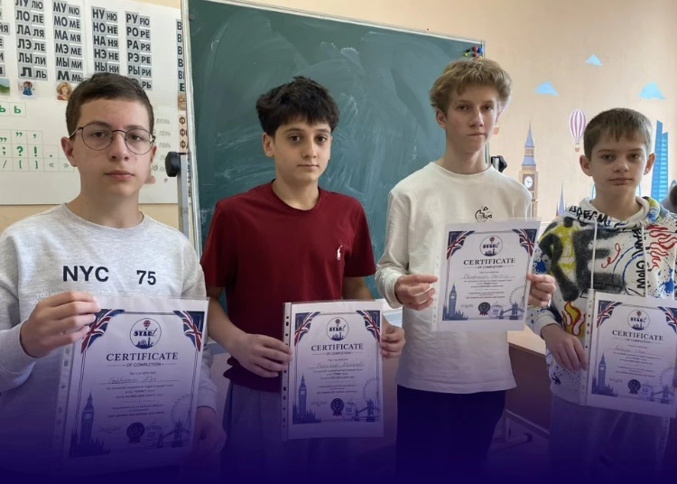 🇬🇧Вот и еще одну группу  наших студентов поздравили  с успешным завершением учебного ...