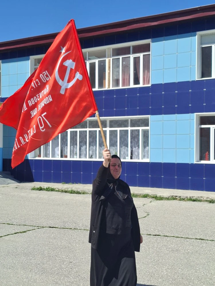 🍃 Их имена в наших сердцах. Знамя Победы — над строем поколений.