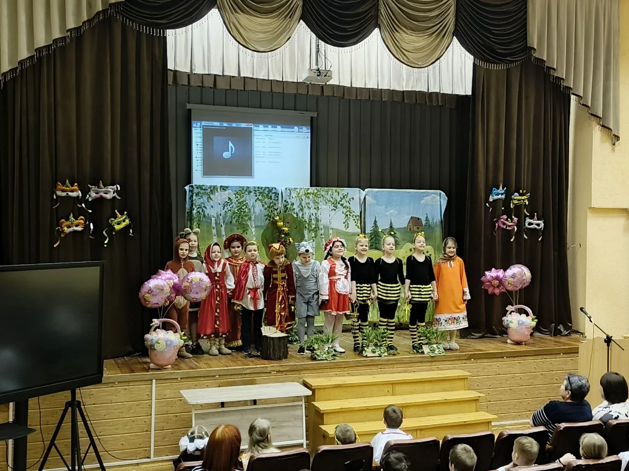 27 марта- Всемирный день театра✨  💥 Всемирный день театра - праздник всех театральных деятелей и  це