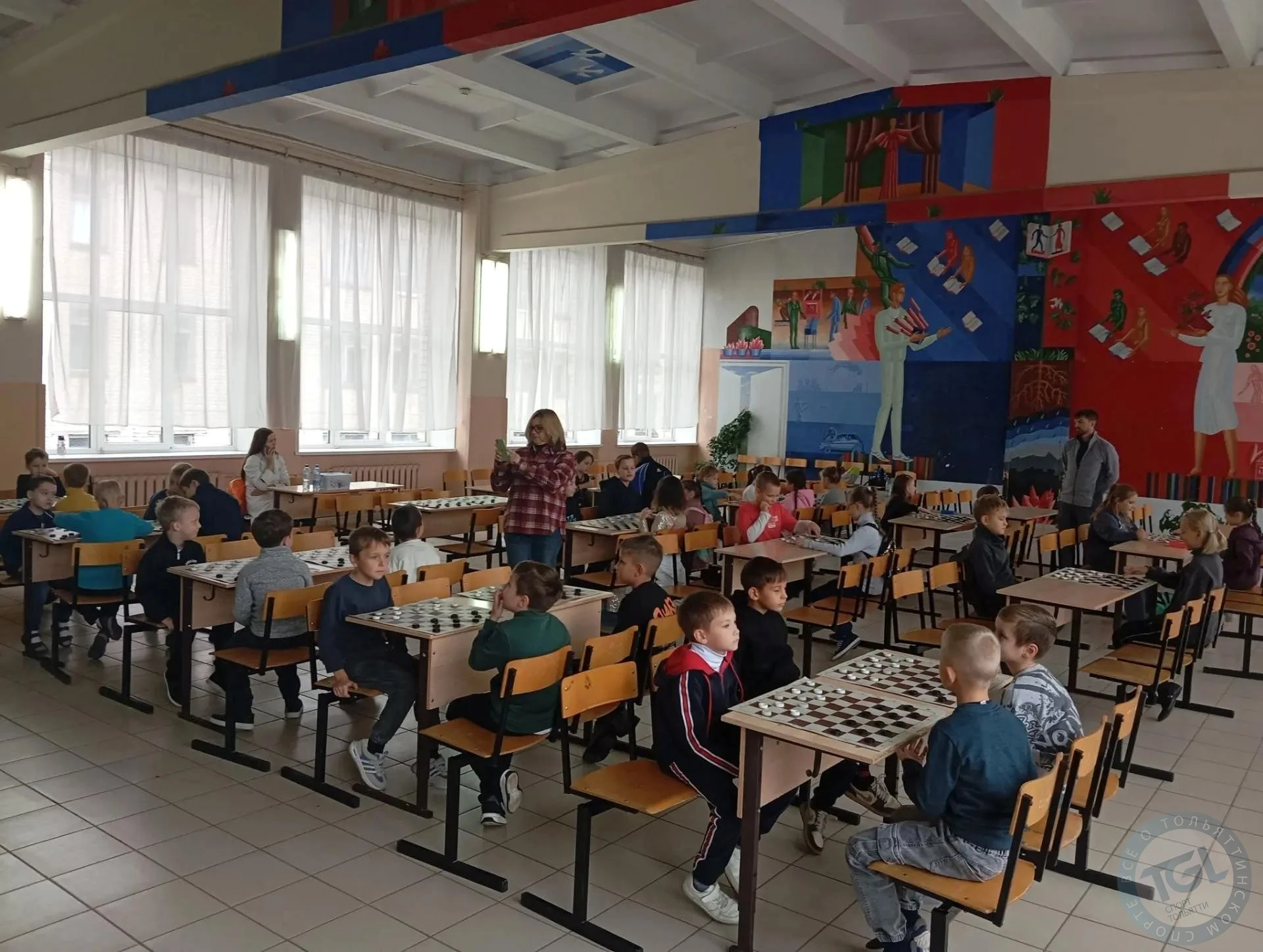 В школа №13 имени Бориса Левицкого прошёл Кубок Тольятти по русским шашкам среди мальчи...