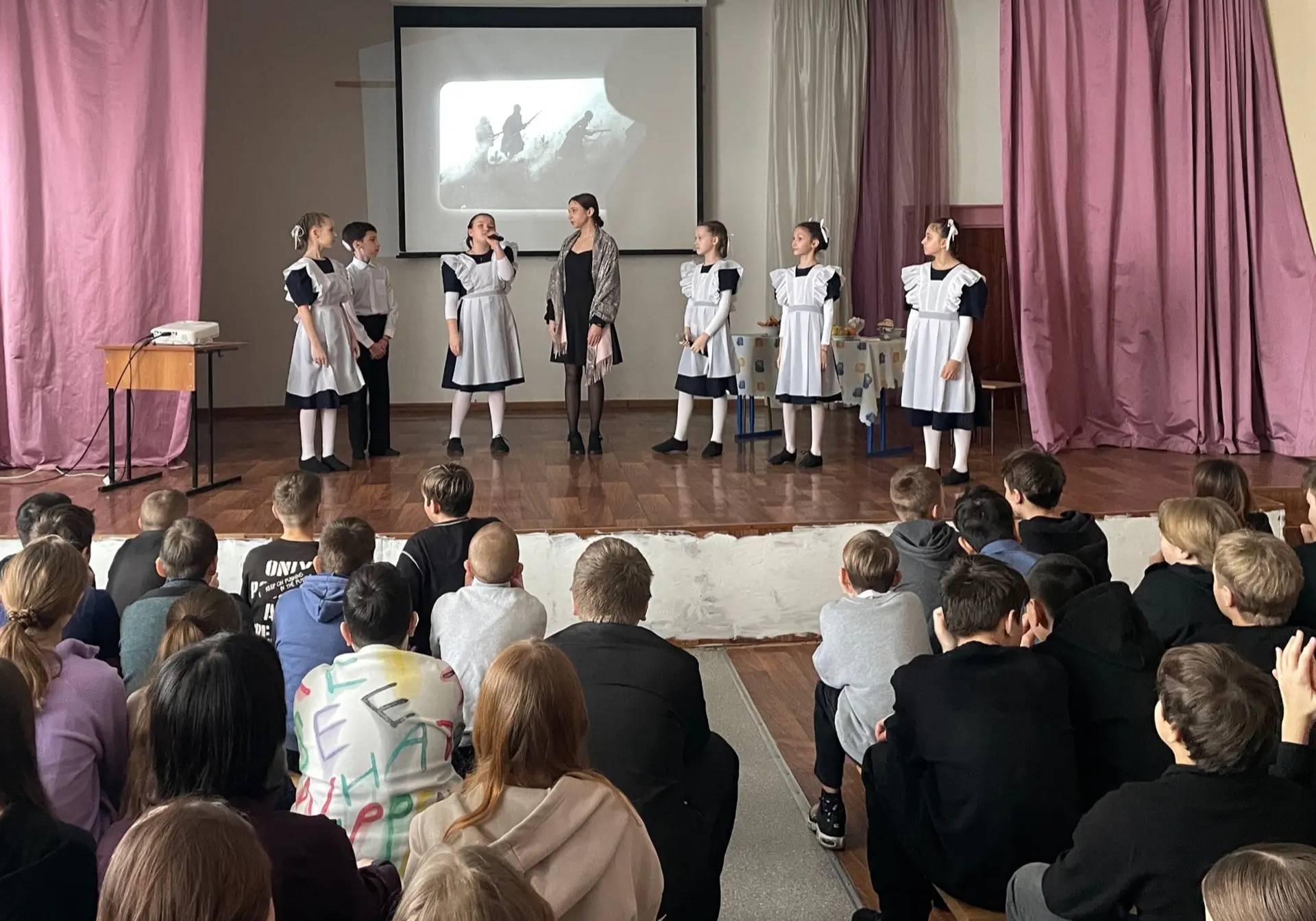 Память сильнее времени. Память сильнее забвения.  Вчера в нашей школе прошло глубокое и пронзительно
