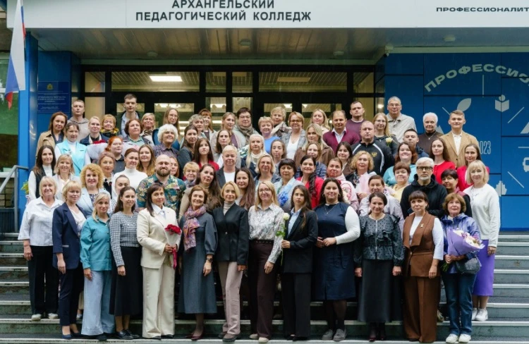 Сегодня мы открыли учебный год — запустили «машину времени».