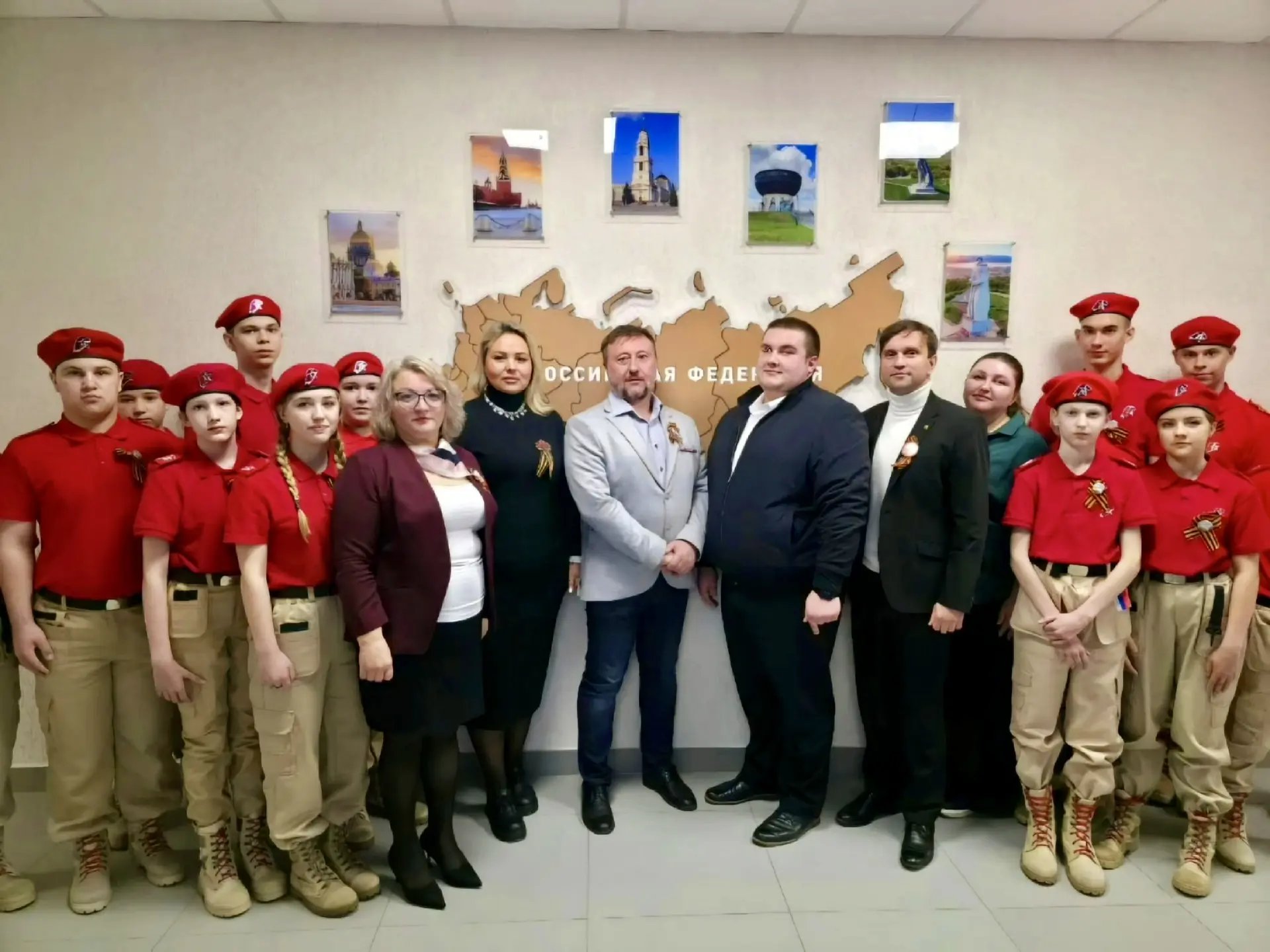 🇷🇺В Доме ЮНАРМИИ школы села Ильино состоялся урок мужества «Георгиевская лента».