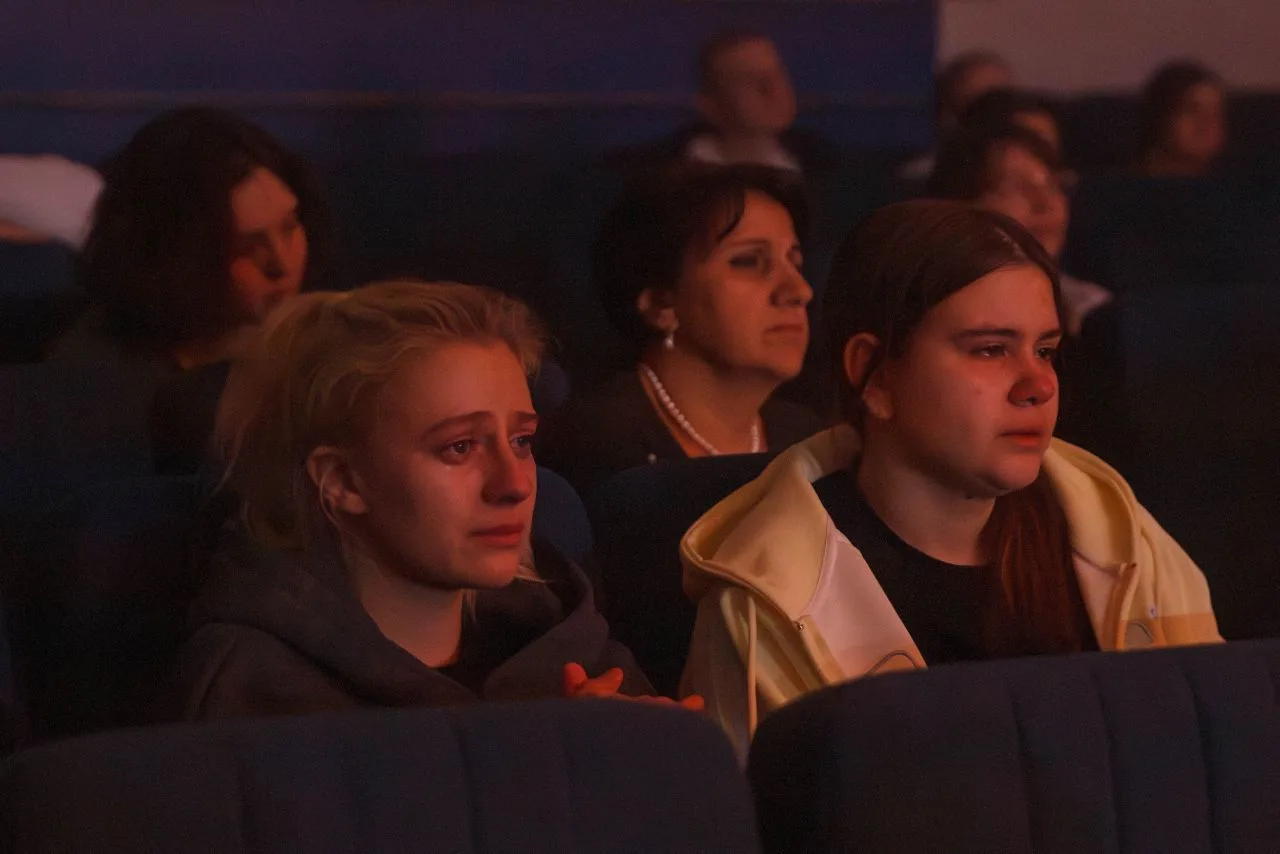 В КемГИК состоялся показ спектакля «Позывной “Лютик”»  ❇️ 2 марта 2026 года в концертном зале КемГИК