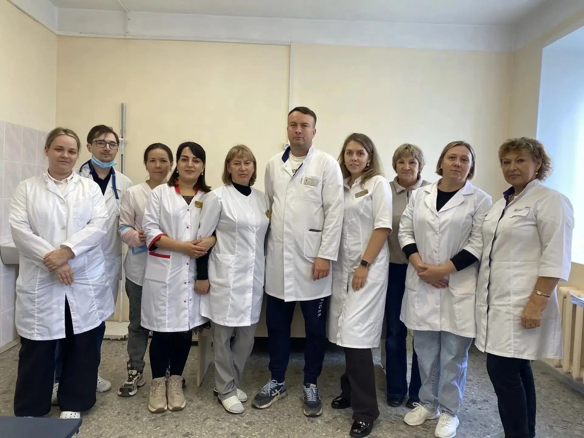 Специалисты Областной детской клинической больницы провели выездной прием юных пациенто...