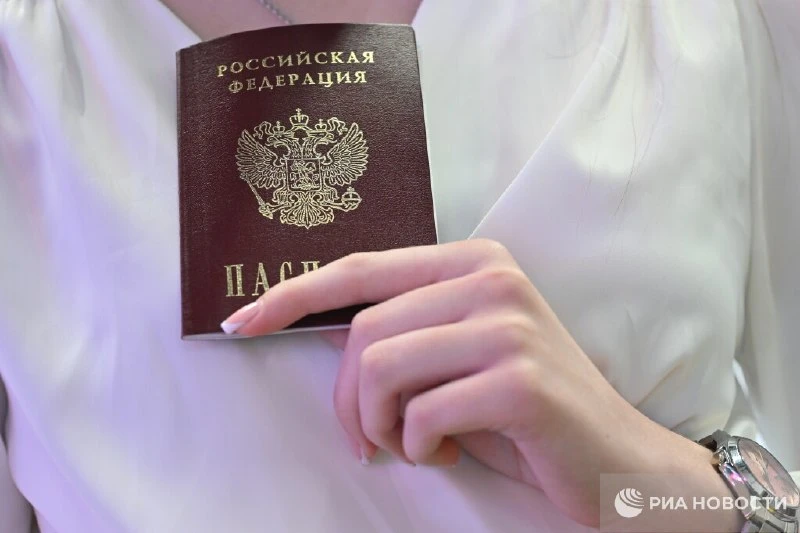 В МВД рассказали о требованиях к фотографии для российского паспорта

Размер фотографии должен быть 