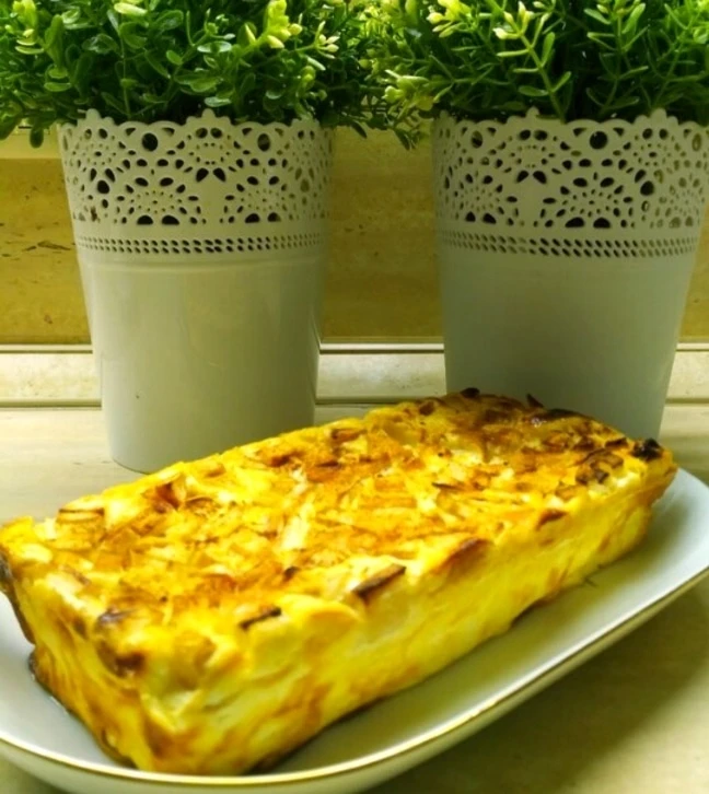 Творожная запеканка с яблоком и корицей. Без муки! 

Для запеканки мне понадобилось:

400 г творога 