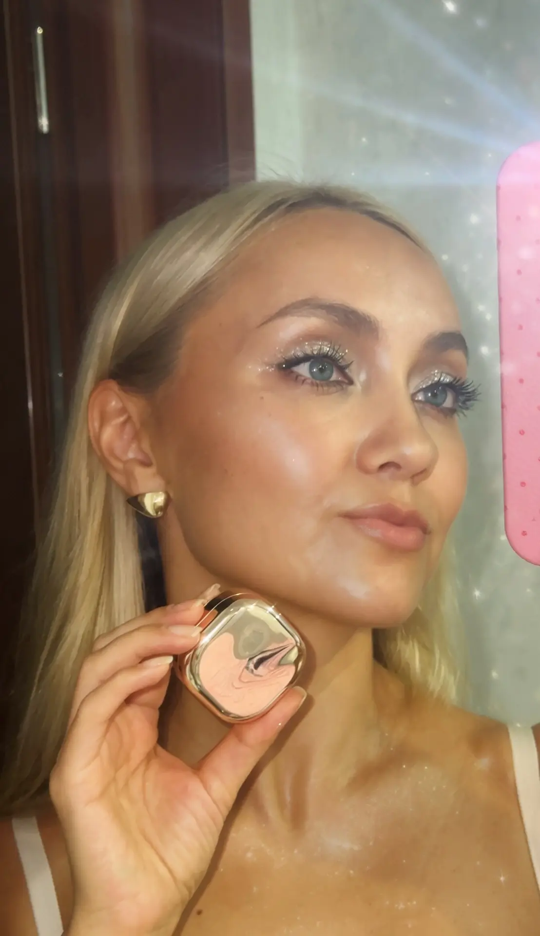 А вот и те самые тени , девочки 🥹✨🤩💥✨