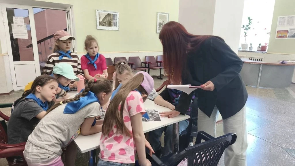 🌍 «Народов много — страна одна!»: увлекательное путешествие в мир традиций