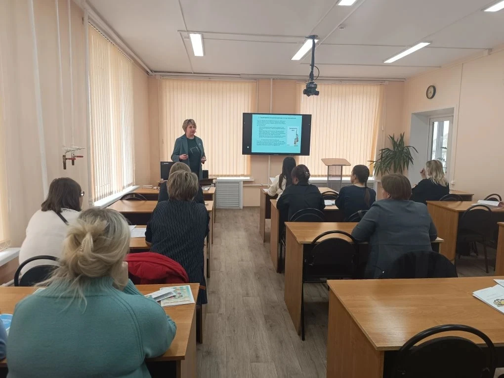 🔹 Родители и школа – вместе ради будущего: в Уренском округе прошло муниципальное родительское собр