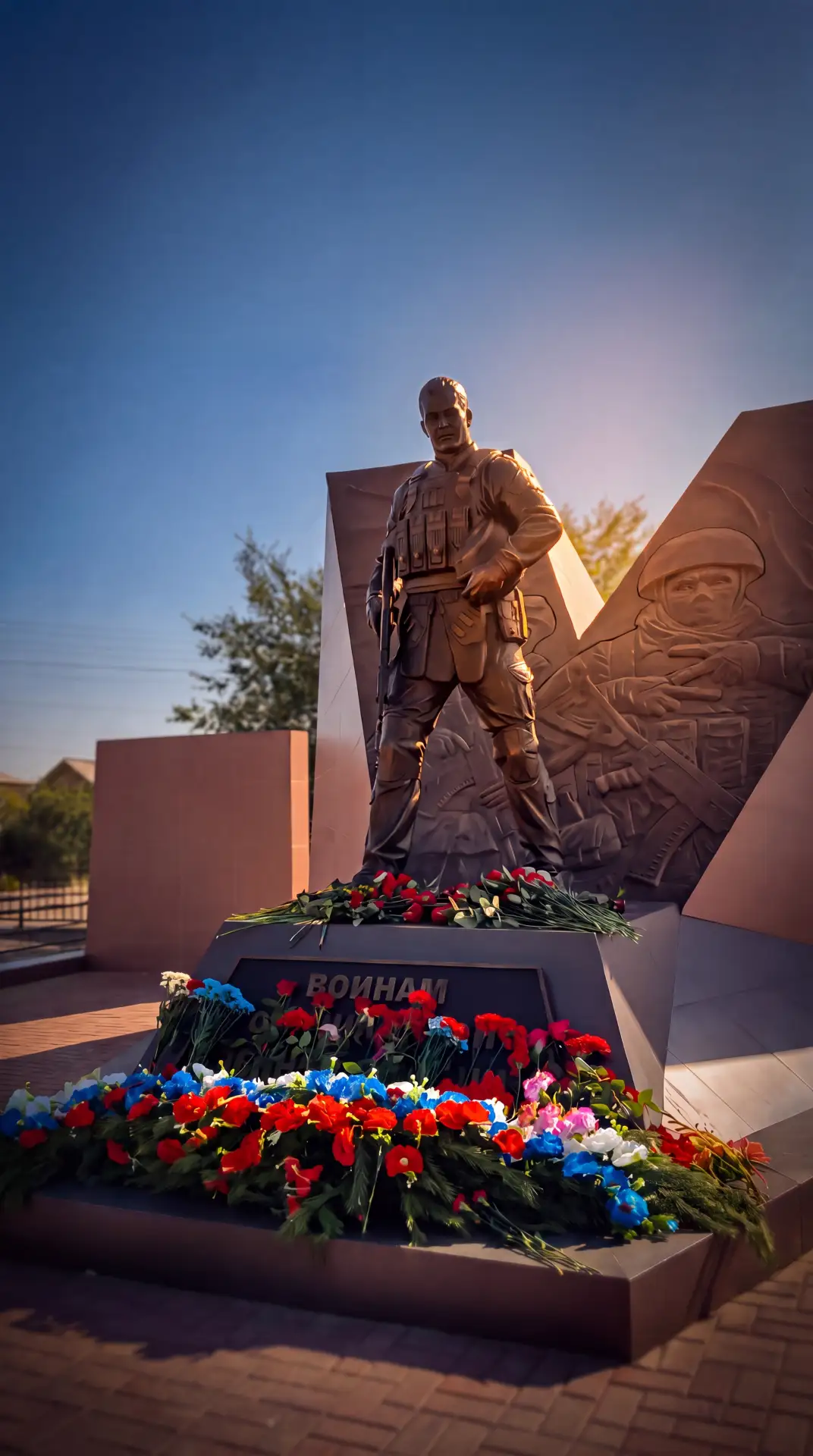 Памятник участникам СВО открыли в Дульдурге