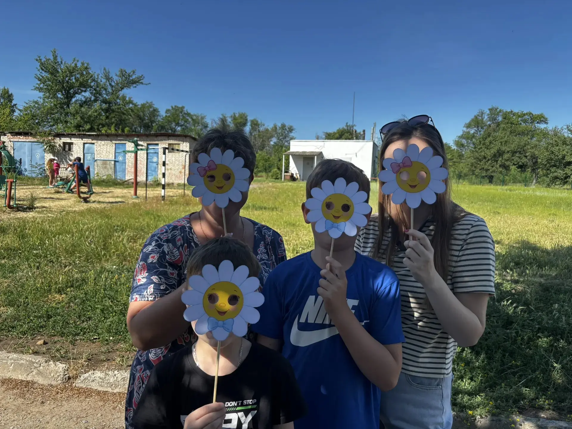 🏆 Час весёлого спорта в пришкольном лагере!

На нашей пришкольной площадке прошёл настоящий спортив