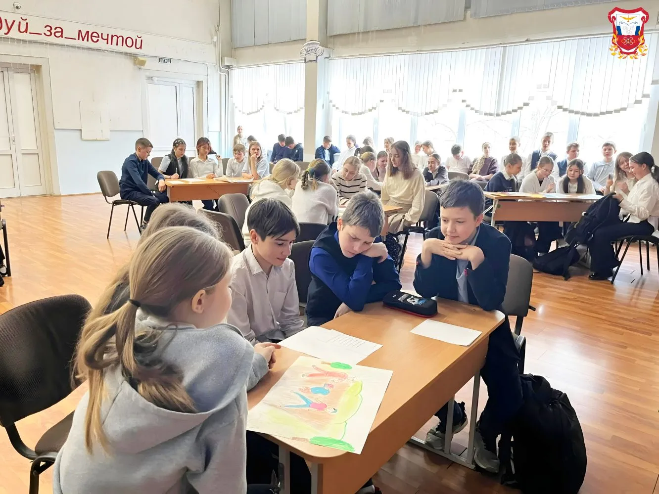 🎼МУЗЫКАЛЬНАЯ ВИКТОРИНА🎻  На прошлой неделе в нашем лицее прошли две яркие и увлекательные музыкально