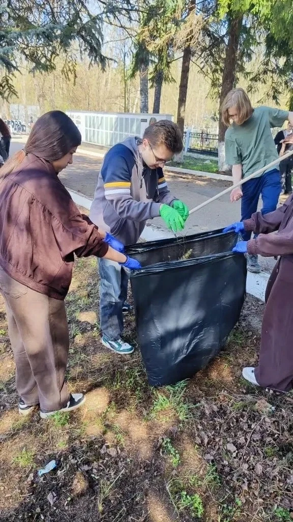 🌱🇷🇺 Всероссийские акции:"Обилиск" и  «Зелёная весна»🇷🇺 , 🌱  🔹Цели акций  — сохранение памяти о погиб