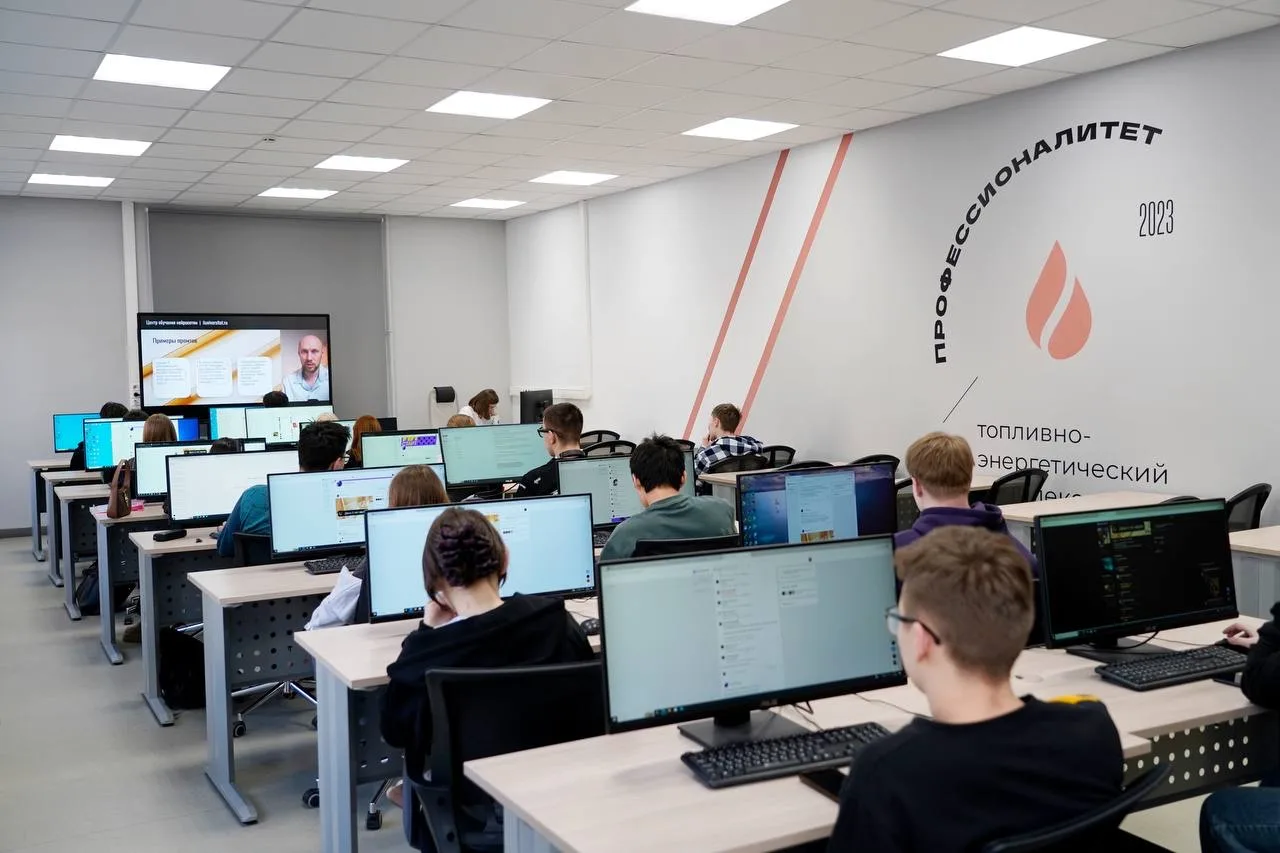 🎓Практика, технологии, карьера — с проектом «ИИ-Старт»  Эн+ и РУСАЛ запустили для студентов и участн