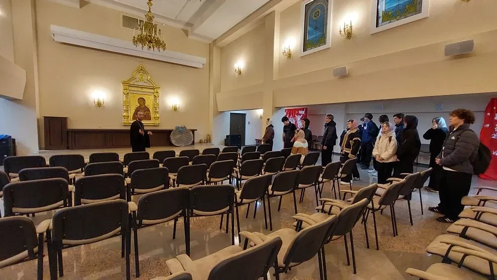 В рамках муниципального проекта "Семья как храм" учащиеся 10 а класса МБОУ СОШ 24 посетили образоват