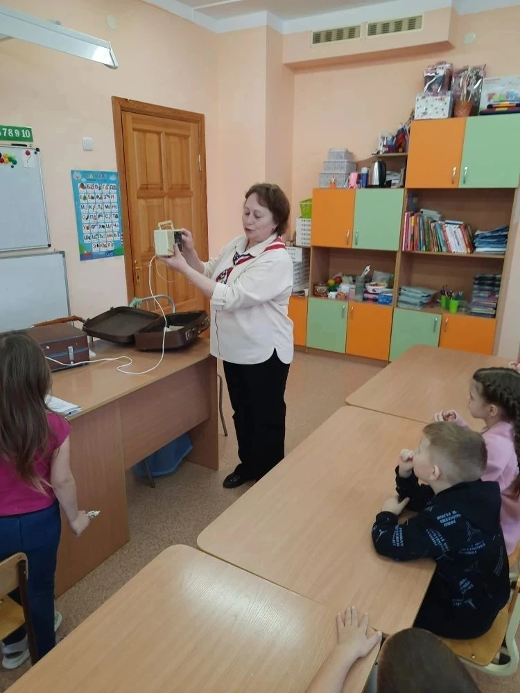 🎒 Музей в чемодане: путешествие во времени с «Медвежонком»**