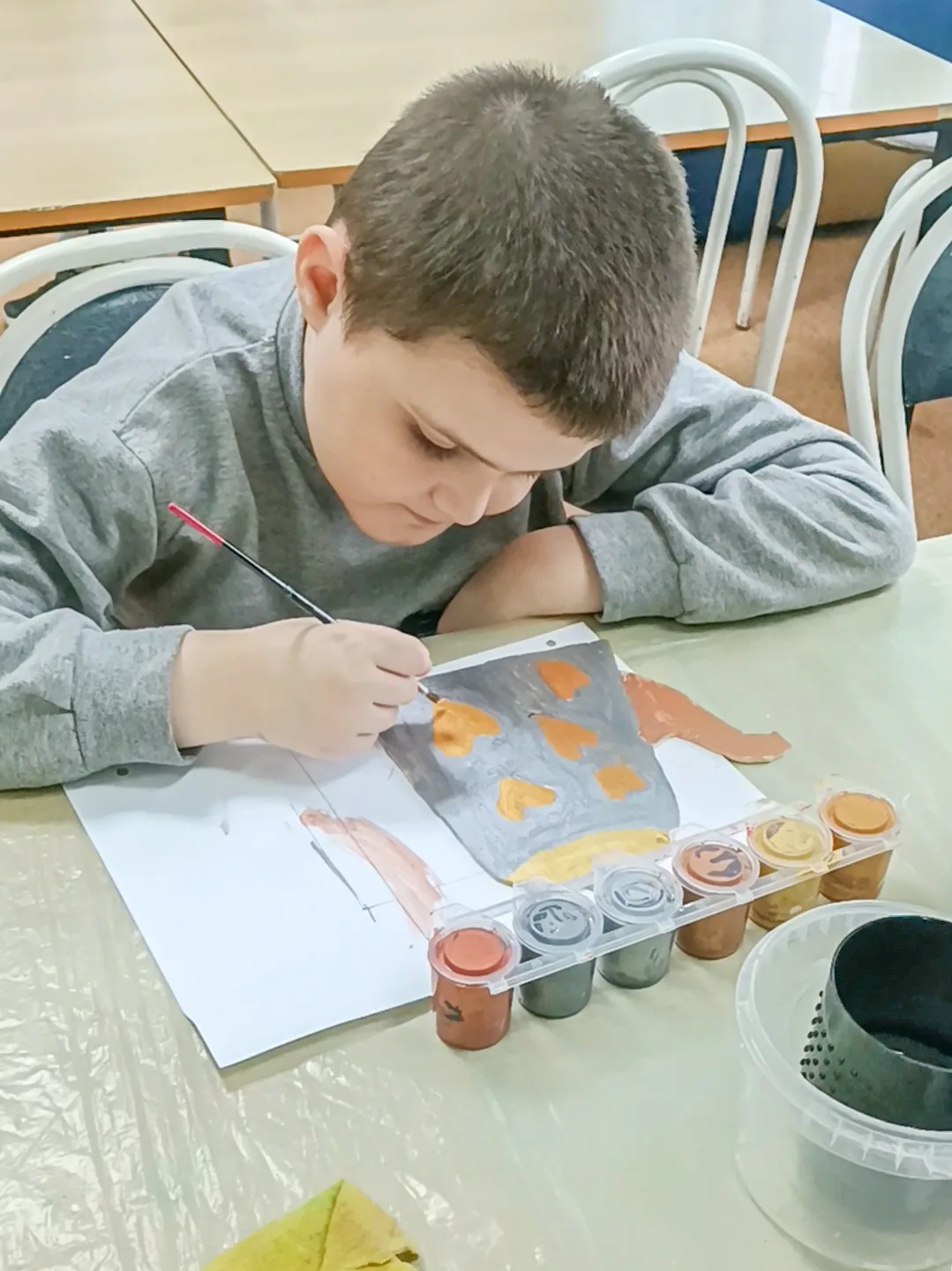 🫖Говорят, за чашкой чая стираются любые границы. На занятии мастерской «Живое дерево» ...