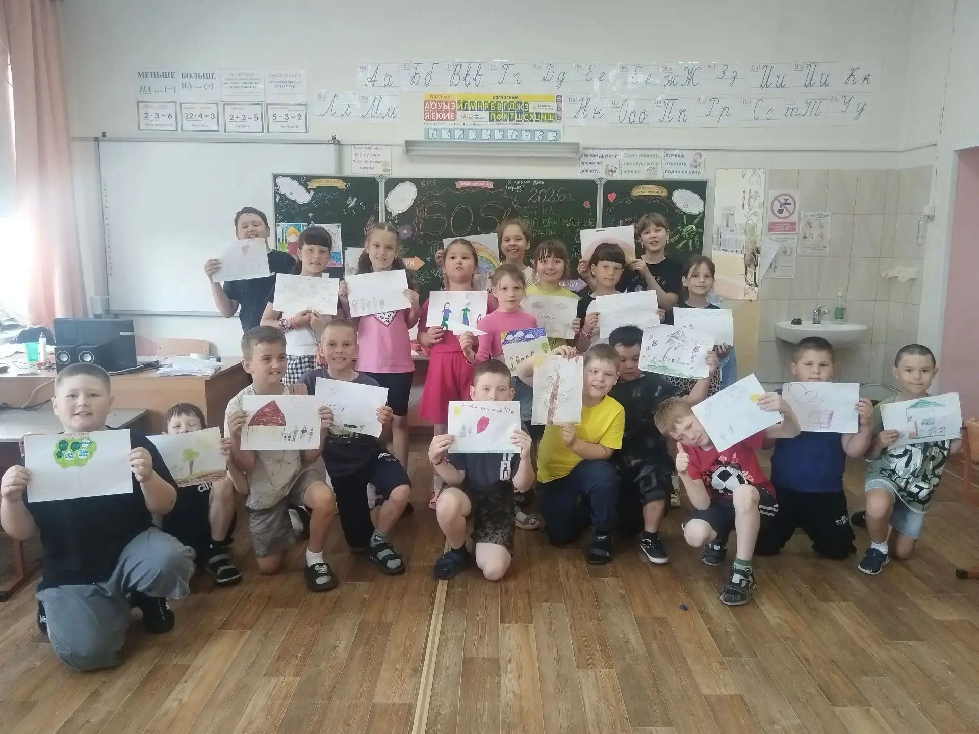 🤩🔥
В лагере дневного пребывания прошла увлекательная игра на тему семьи👥🩷
В нашем лагере вчера б