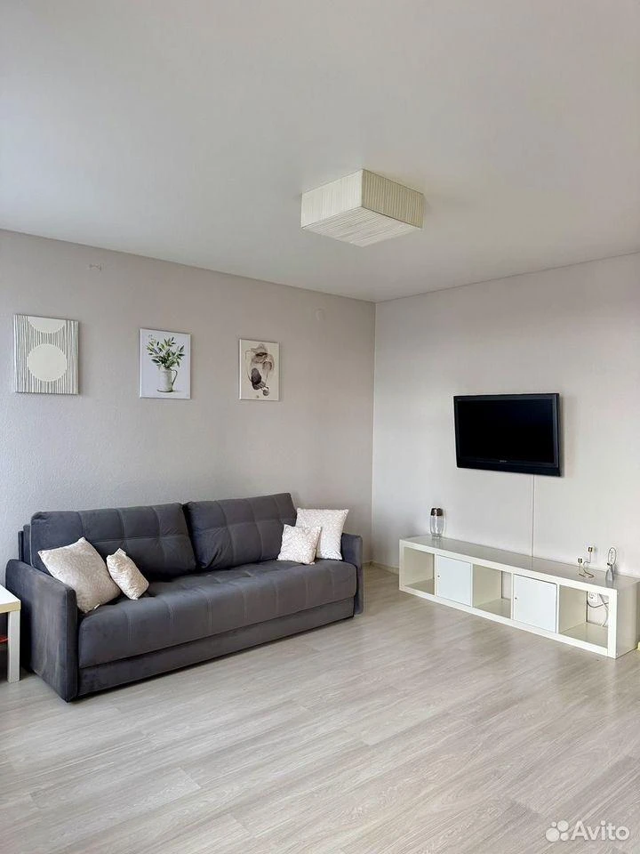 Сдам без посредников: 1-комнатная квартира, 38м²